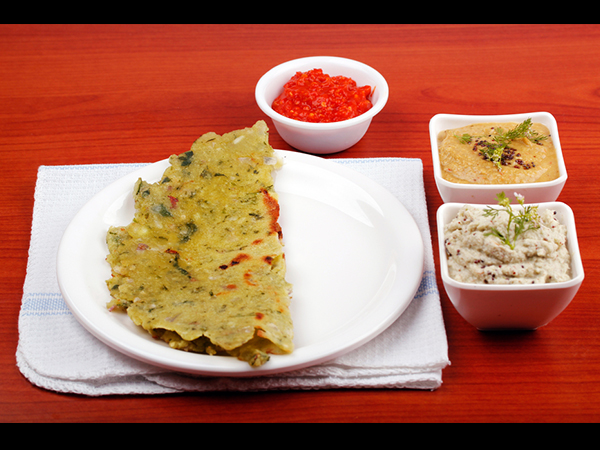 মেথি পালক আক্কি রুটি 