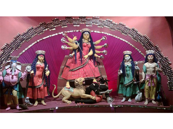 উপজাতীয় দেবী