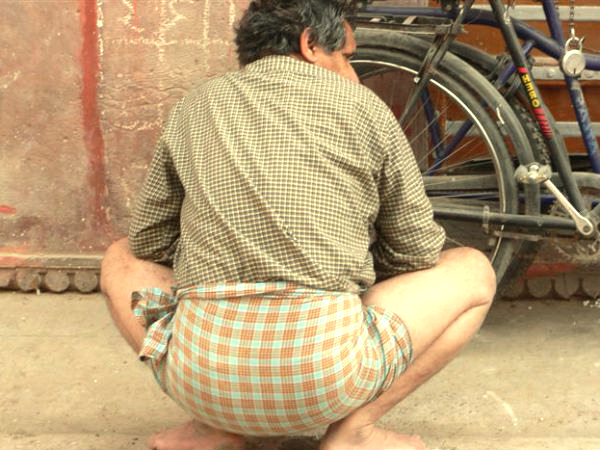 প্রটিটা দেওয়াল ভেজানো