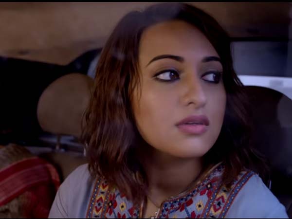 ৬. দেরি করে অফিস ঢুকবেন না: