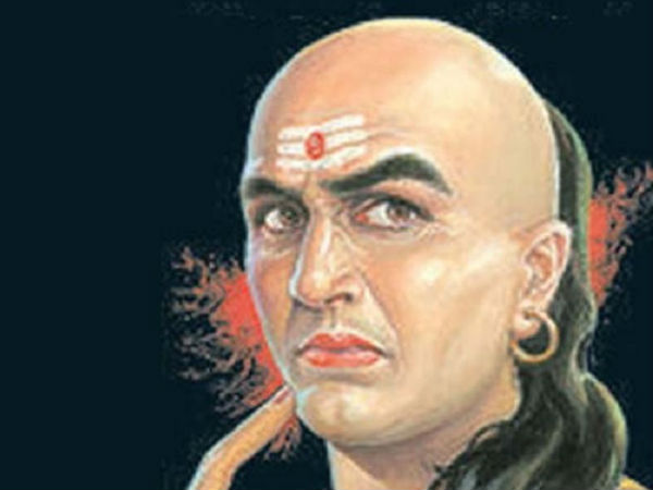 ৯. ভগবানের বাস মন্দিরে নয়: