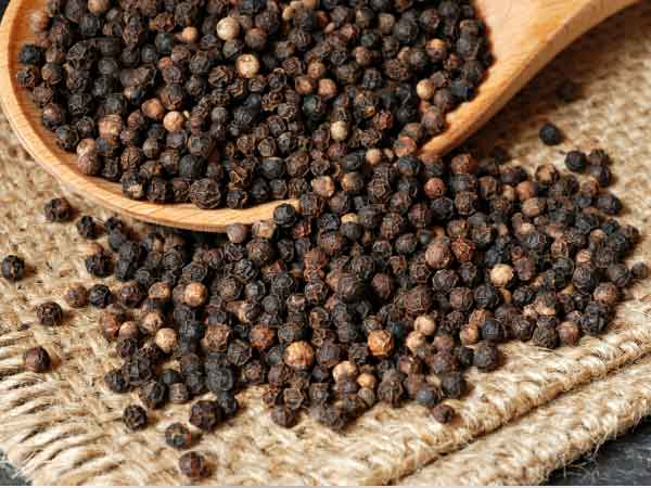 ৪. গোলমরিচ: