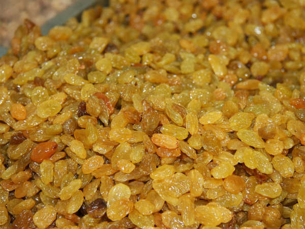 রক্তের অম্লতা নিয়ন্ত্রণ করে: