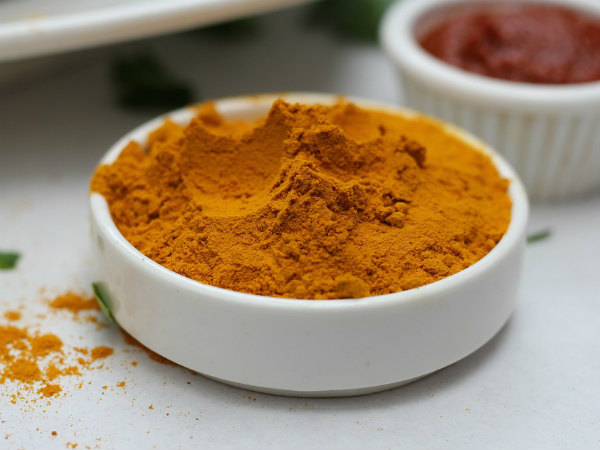 ৩. হলুদ: