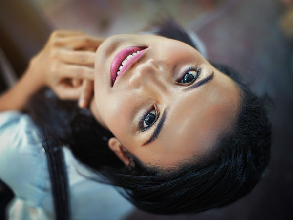 ১. মন খুলে হাসতে হবে: