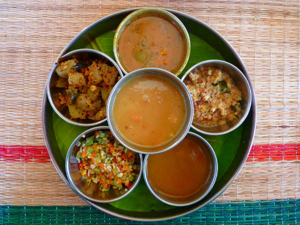 ৭. খাবারে মন বসে: