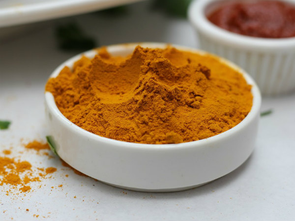 ৭. হলুদ: