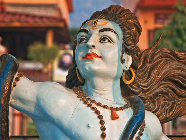 ২. পরিবারে কারও কোনও ক্ষতি হওয়ার আশঙ্কা থাকে: