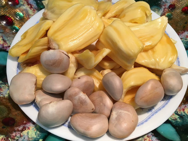 ৪. ত্বকের সৌন্দর্য বাড়ে: