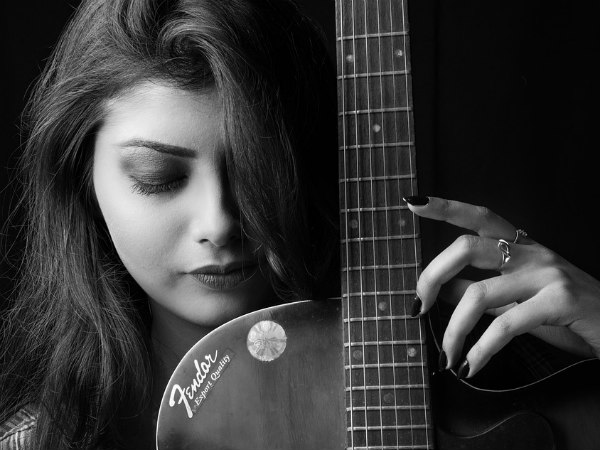 ৬. ত্বক উজ্জ্বল হয়ে উঠবে: