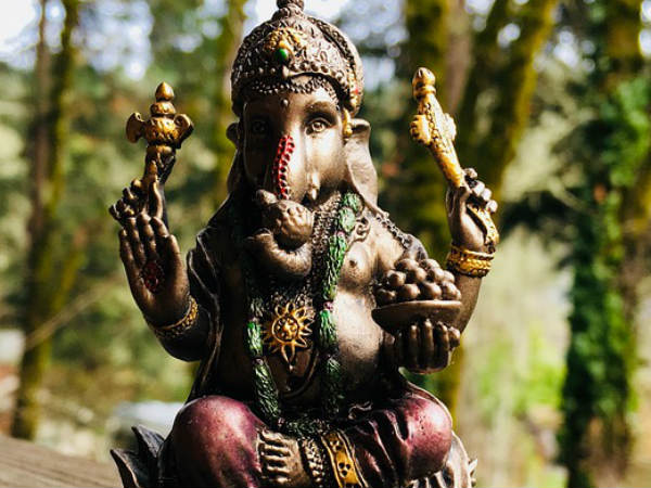৪. খারাপ শক্তি ধারে কাছেও ঘেঁষতে পারবে না: