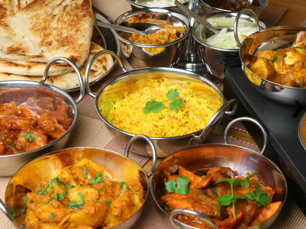 ৮. বেশি মাত্রায় ঝাল মশলা দেওয়া খাবার খাবেন না: