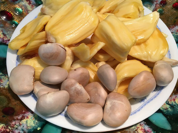 ৬. দৃষ্টিশক্তির উন্নতি ঘটে: