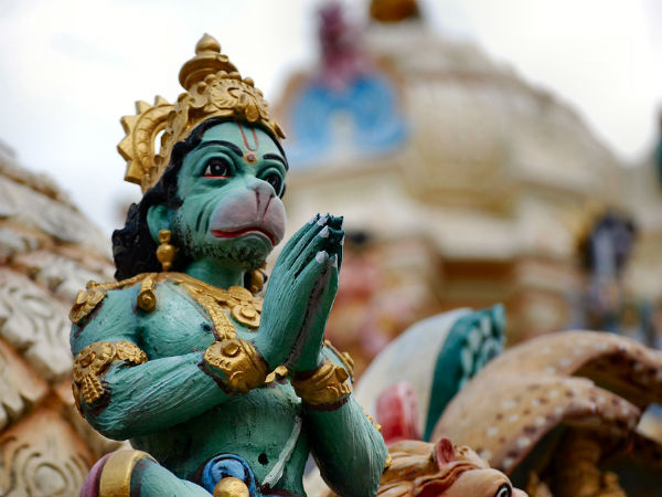 ১. মনের মতো চাকরি মিলতে মন্ত্র: