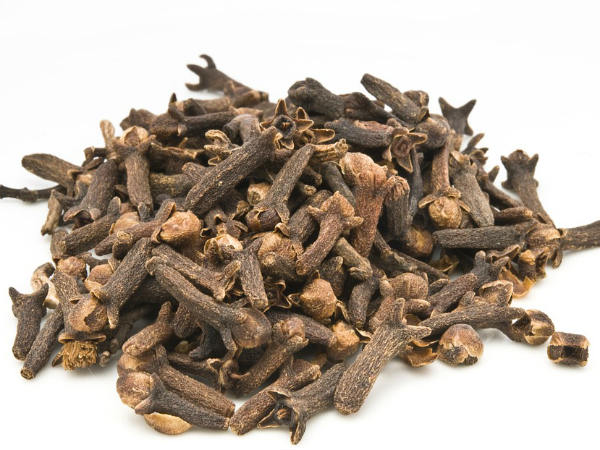 ১২. লবঙ্গ: