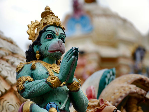 ১. শনির প্রভাব কমে নিমেষে: