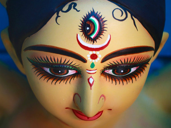 ৫. মায়েদের সম্মান করবেন: