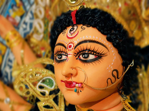 ৫. চাঁদ এবং শুক্রের খারাপ প্রভাব কমাতে: