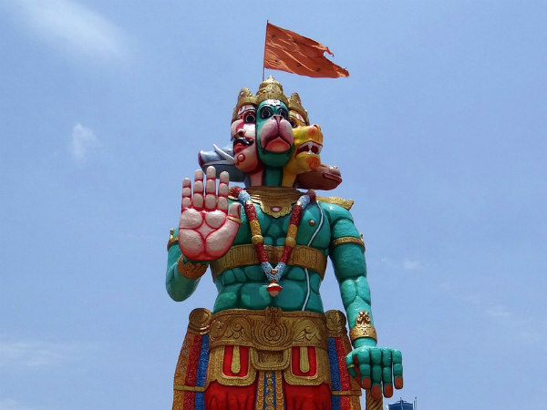 ৬. বাস্তুদোষ কটে যায়:
