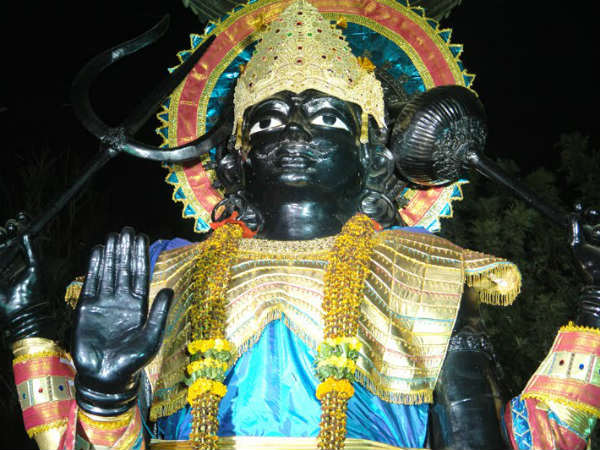 ১. নিয়মিত পাঠ করতে হবে শনি যন্ত্র: