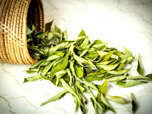 ৭. রক্তে শর্করার মাত্রা নিয়ন্ত্রণে থাকে:
