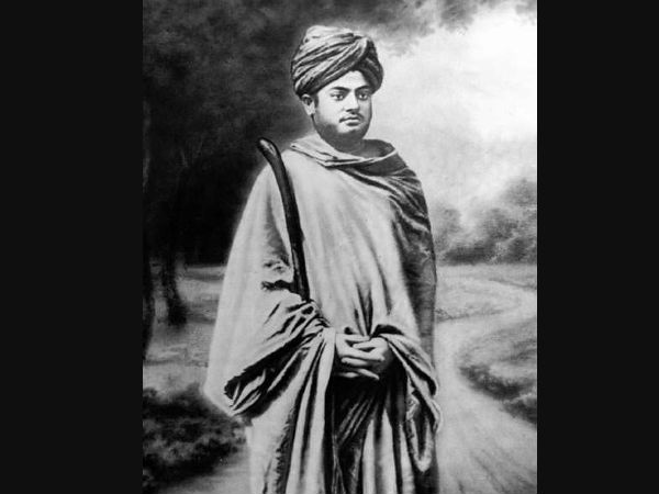 ৩) স্বামীজির পরিবারে ছিল চরম দারিদ্র্যতা