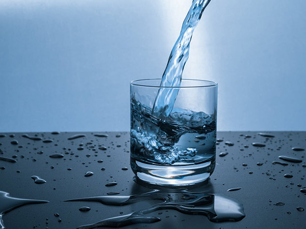 ৪) পানীয় জল