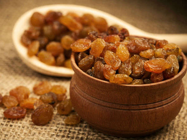 ২) কিশমিশ