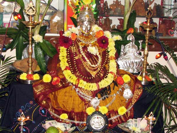 বরলক্ষ্মী পূজার তারিখ এবং শুভ সময়
