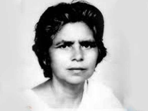 ৬) পার্বতী গিরি