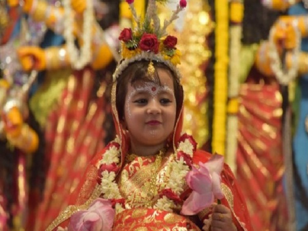 কুমারী পুজোয় বয়সভেদে কী কী নাম হয়