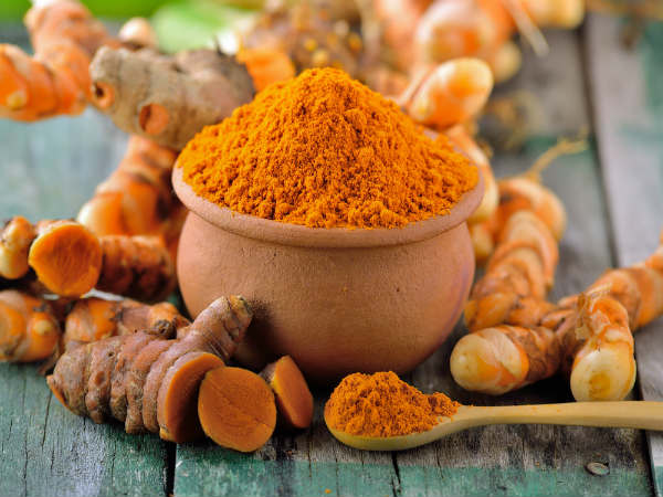 বেসন ও হলুদ
