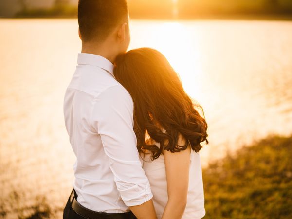২) শারীরিক সম্পর্ক ছাড়াই একে অপরকে জানা সম্ভব