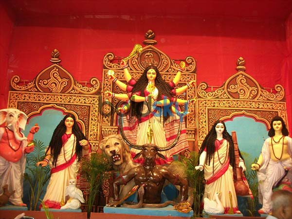 মা দুর্গার আগমন ও গমন