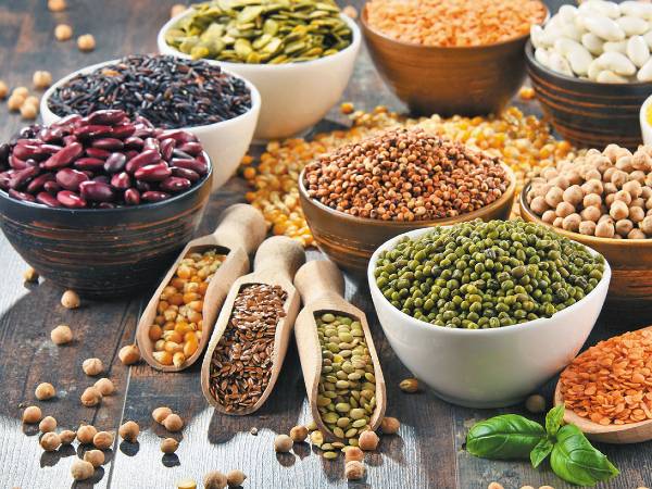 ৫) বিভিন্ন ধরনের ডাল এবং বিনস